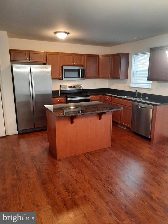 704 Admiral's Quay Dr in Mechanicsburg, PA - Building Photo - Building Photo