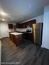 2521 N Cleveland St photo'