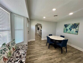 112 Rose St in Venice, FL - Building Photo - Building Photo