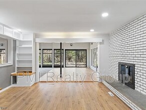 607 Castle Blvd in Akron, OH - Building Photo - Building Photo