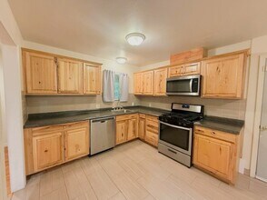 3158 El Capitan Ave in Merced, CA - Building Photo - Building Photo