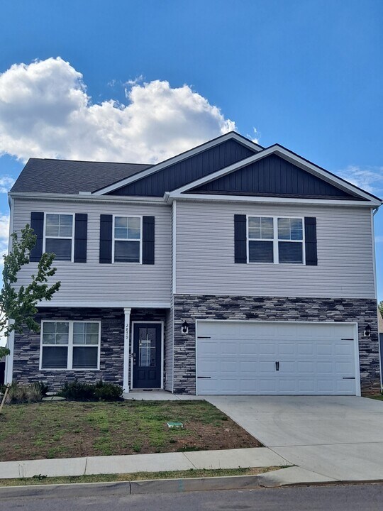 2879 Red Barn Rd in Knoxville, TN - Building Photo
