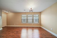 1507 Kew Garden Dr, Unit 7800-01 in Houston, TX - Building Photo - Building Photo