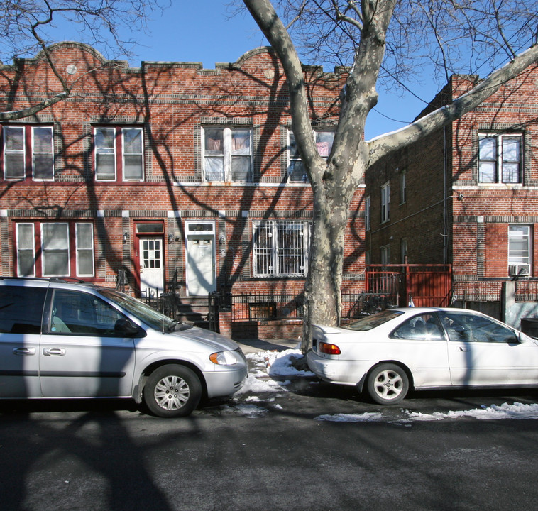 1143 Blake Ave in Brooklyn, NY - Building Photo