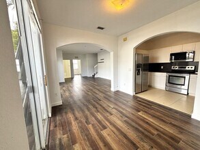 15503 SW 40th St in Miramar, FL - Building Photo - Building Photo