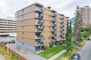 Prestige Apartments in Calgary, AB - Building Photo