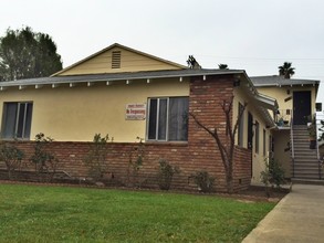 16016 Cantlay St in Van Nuys, CA - Building Photo - Building Photo