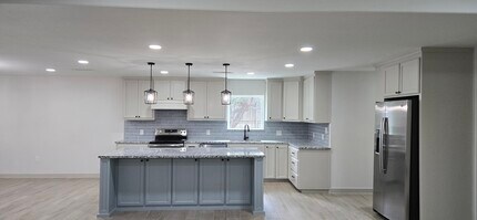 3809 Buddy Owens Blvd in McAllen, TX - Building Photo - Building Photo