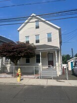 3 Laura St in Norwalk, CT - Building Photo