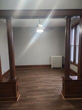 1363 Iowa St, Unit #3 in Dubuque, IA - Building Photo - Building Photo