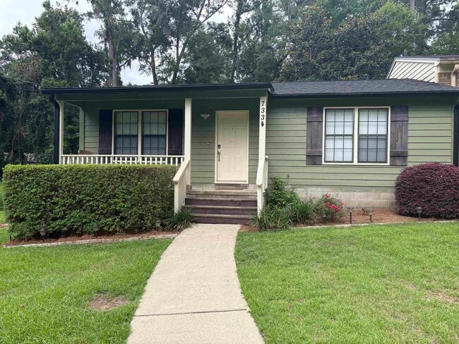 733 Livingston Ct in Tallahassee, FL - Building Photo - Building Photo