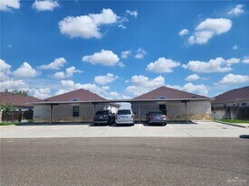 14 W Garfield Ave in Alton, TX - Building Photo