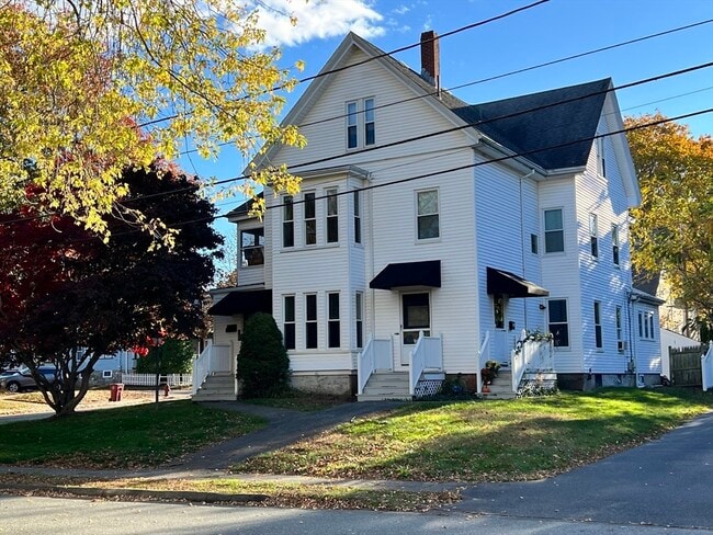 21 Webster St in Middleboro, MA - Building Photo - Building Photo