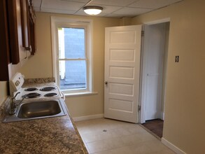 6049 Stanton Ave, Unit 3 in Pittsburgh, PA - Building Photo - Building Photo