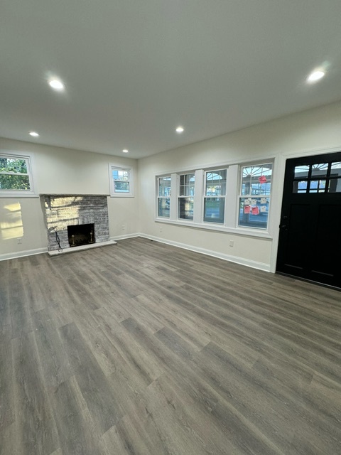 143 S White Horse Pike in Audubon, NJ - Foto de edificio - Building Photo