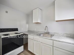 528 Hack Wilson Way in Martinsburg, WV - Building Photo - Building Photo