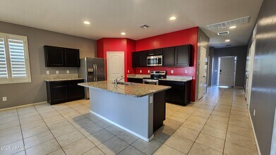 42037 W Quinto Dr in Maricopa, AZ - Building Photo - Building Photo