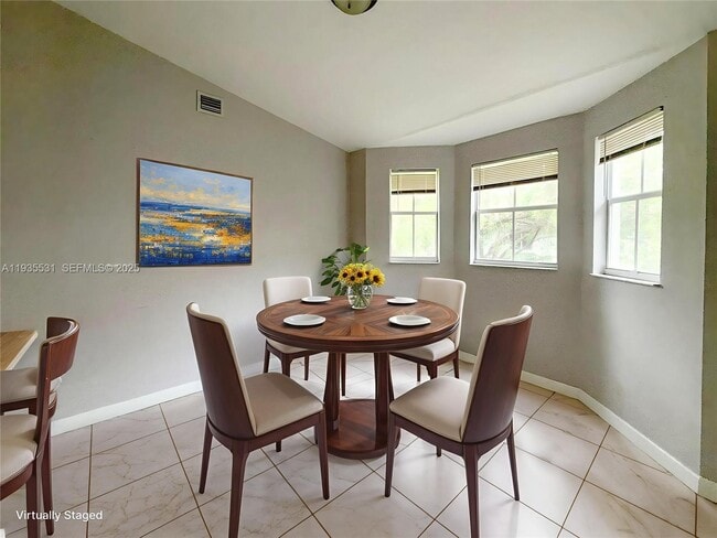 property at 1543 SE 25th St