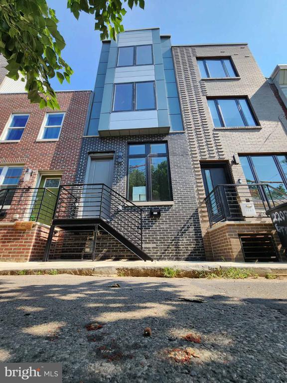 property at 2209 Fernon St