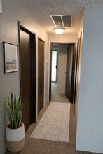 1009 S 42nd Ave in Yakima, WA - Building Photo - Building Photo