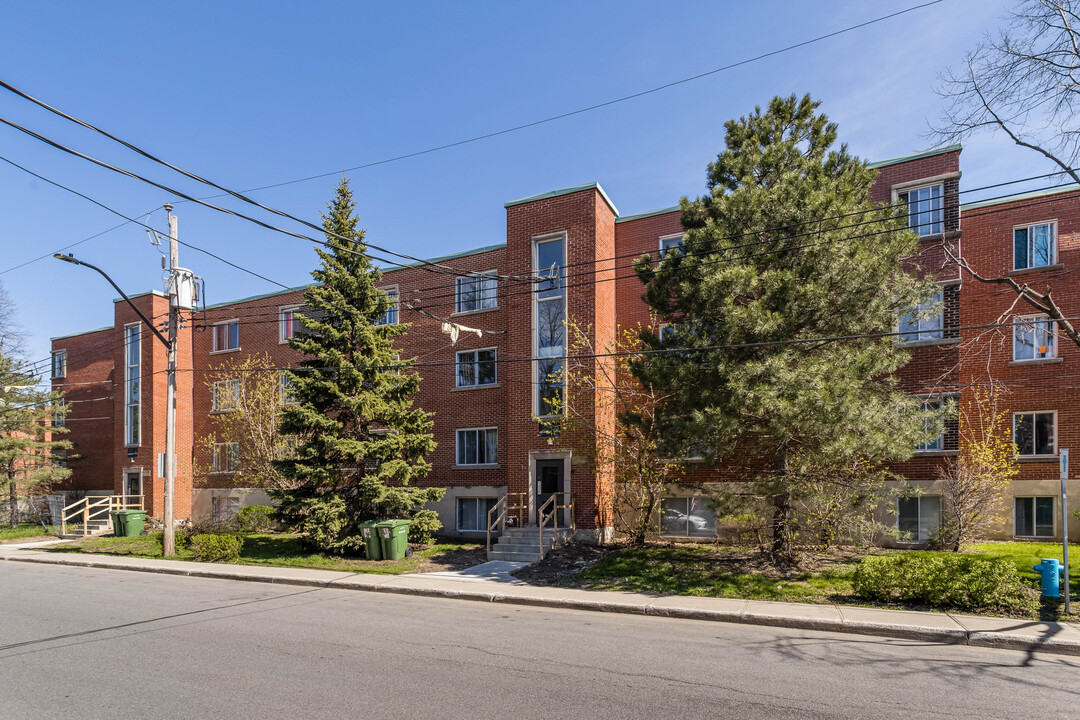 1595 Crevier Rue in St. Laurent, QC - Building Photo