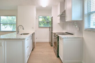 530 S Federal Hwy in Fort Lauderdale, FL - Building Photo - Building Photo