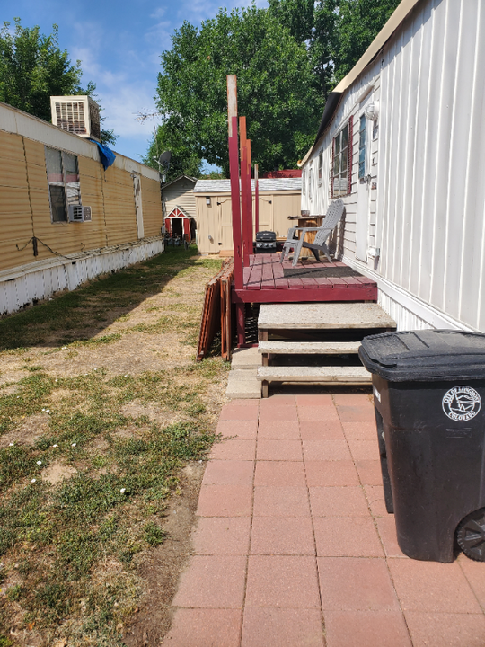 10 8th Ave in Longmont, CO - Foto de edificio