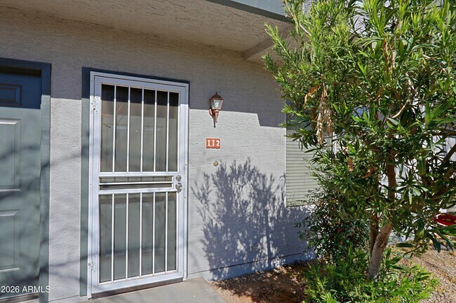 18239 N 40th St in Phoenix, AZ - Building Photo - Building Photo