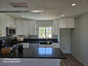 73355 Sun Valley Dr in Twentynine Palms, CA - Building Photo - Building Photo