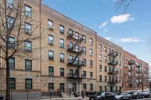 503-509 W 177th St in New York, NY - Building Photo