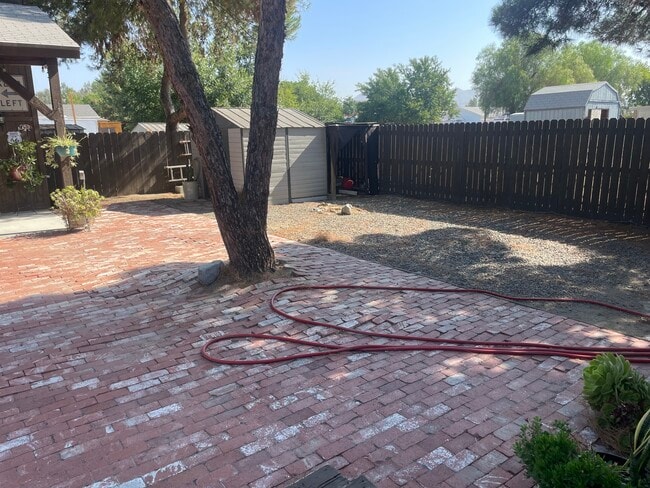 property at 21380 Walnut St