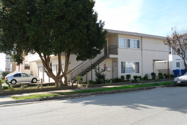 515 Cypress Ave in South San Francisco, CA - Building Photo - Building Photo