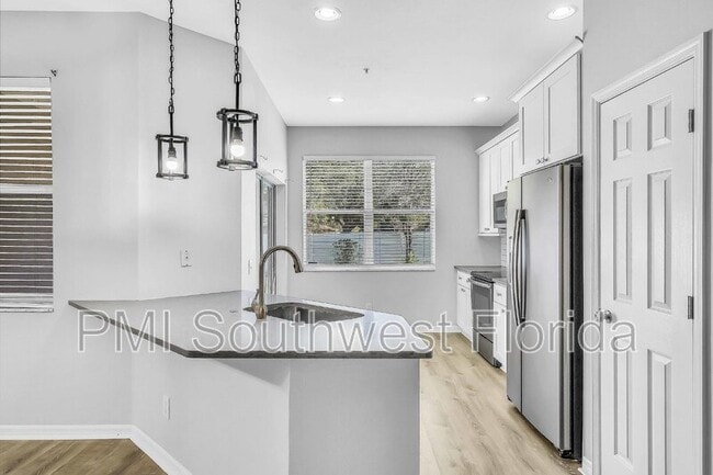 3959 Yellowstone Cir in Sarasota, FL - Building Photo - Building Photo