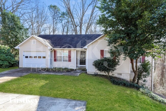 3240 Hilltop Cir in Gainesville, GA - Building Photo - Building Photo