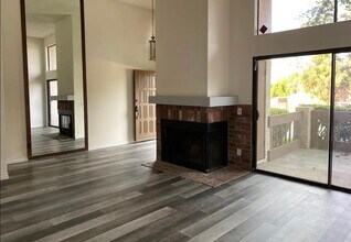 1055 Walnut Grove Ave in Rosemead, CA - Building Photo - Building Photo