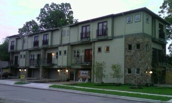 5814 Hudson St Apartments