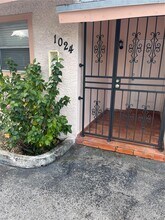 1024 W 79th St in Hialeah, FL - Building Photo - Building Photo