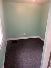 15205 Maplewood Ave in Eastpointe, MI - Building Photo - Building Photo