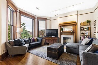 4011 N Kenmore Ave, Unit 301 in Chicago, IL - Building Photo - Building Photo