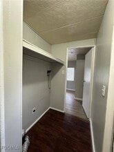 7886 Breeze Dr in North Fort Myers, FL - Building Photo - Building Photo