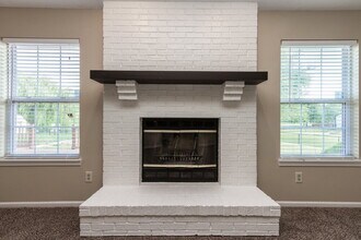 6057 Sally Ann Cir in Indianapolis, IN - Building Photo - Building Photo