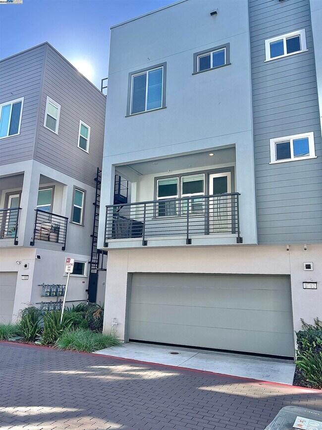 1712 17th St in Oakland, CA - Building Photo - Building Photo