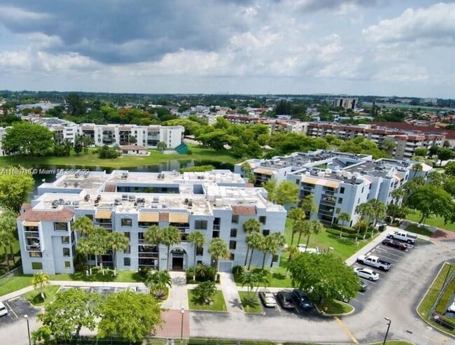 12219 SW 14th Ln in Miami, FL - Building Photo - Building Photo