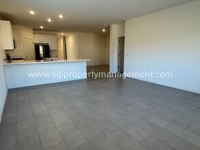 724 E Ruby Dr in Casa Grande, AZ - Building Photo - Building Photo