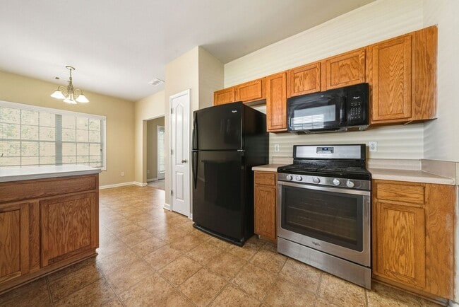 4750 Ferncrest Pl in Douglasville, GA - Building Photo - Building Photo