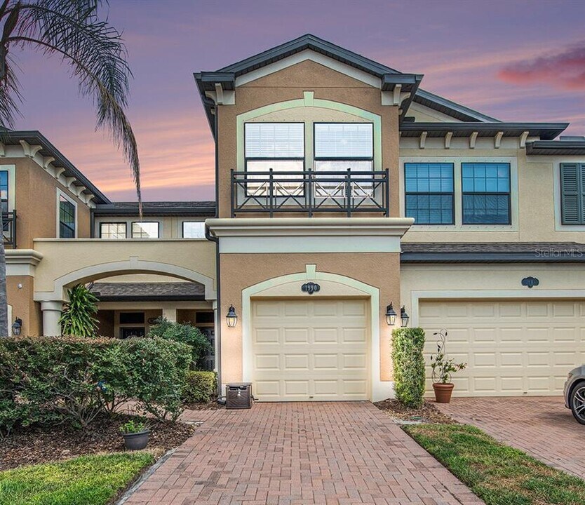1990 Milkweed Trce in Lutz, FL - Building Photo