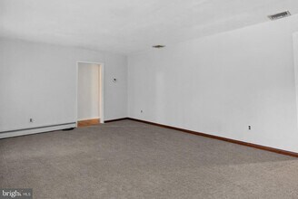 764 Lakehurst Rd in Pemberton Township, NJ - Building Photo - Building Photo