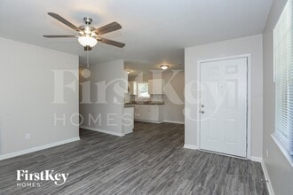 3018 Amay James Ave in Charlotte, NC - Foto de edificio - Building Photo