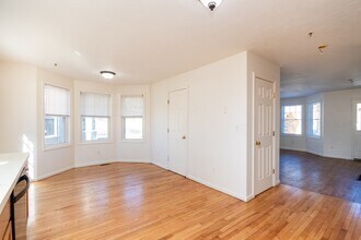 19 Oakwood St in Boston, MA - Building Photo - Building Photo