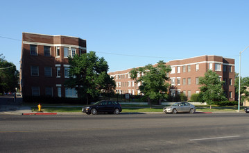 Broadway Apartments in Salt Lake City, UT - Building Photo - Building Photo